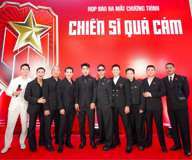 Dàn cast “Chiến sĩ quả cảm” ra mắt khán giả.
