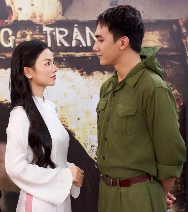 Tuyến tình cảm của Lê Hạ Anh và Nhật Hoàng trong phim được yêu thích.