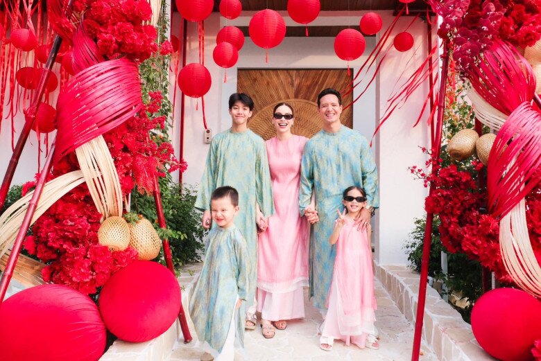 Gia đình hạnh phúc của Hồ Ngọc Hà và Kim Lý.