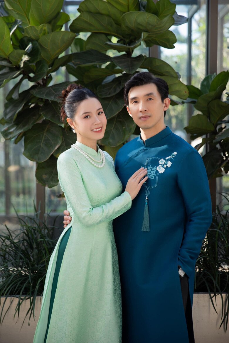 Vợ chồng nữ diễn viên chọn lối sống tích cực vì gia đình và những người thân.