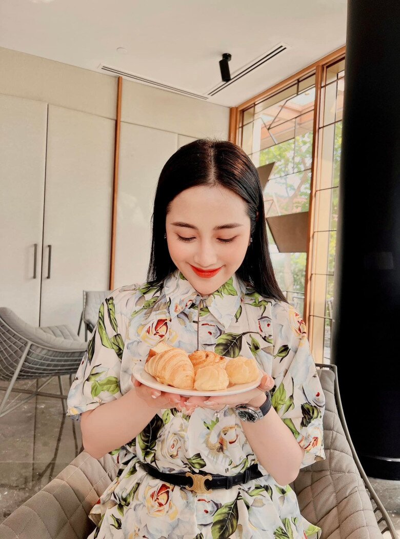Sau biến cố sức khỏe, Tố My điều chỉnh lại lối sống, xây dựng chế độ sinh hoạt và ăn uống lành mạnh hơn.