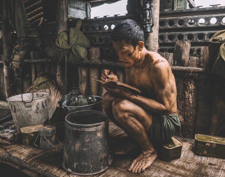 Diễn viên Phương Nam xem Mưa Đỏ như món quà tri ân người ông liệt sĩ.
