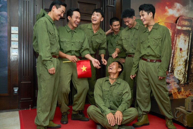 Phương Nam không đặt nặng chuyện cát-xê khi tham gia phim về đề tài lịch sử.