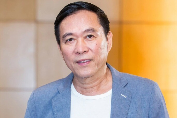 Nam nsưt 4 lần diễu hành đại lễ mới tốt nghiệp 8 ngày đã nhập ngũ cưới vợ là bạn cùng trường cấp 3 - 2