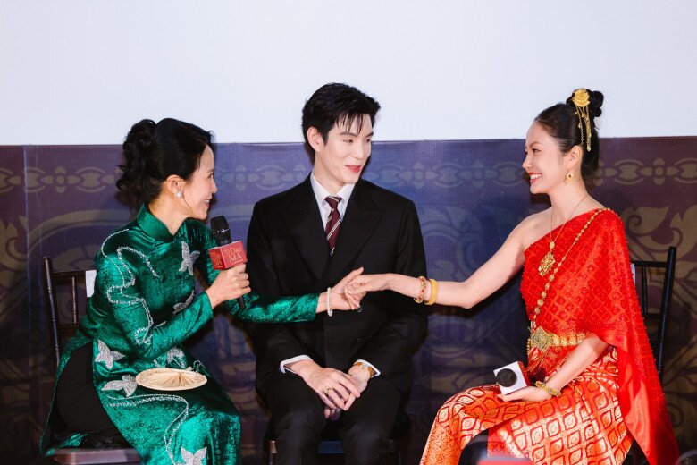 J.J Krissanapoom dành nhiều lời khen cho bạn diễn Rima Thanh Vy.