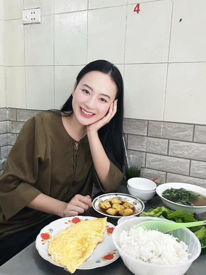 Angela Phương Trinh quyết định ăn chay trường, buông bỏ dục vọng.