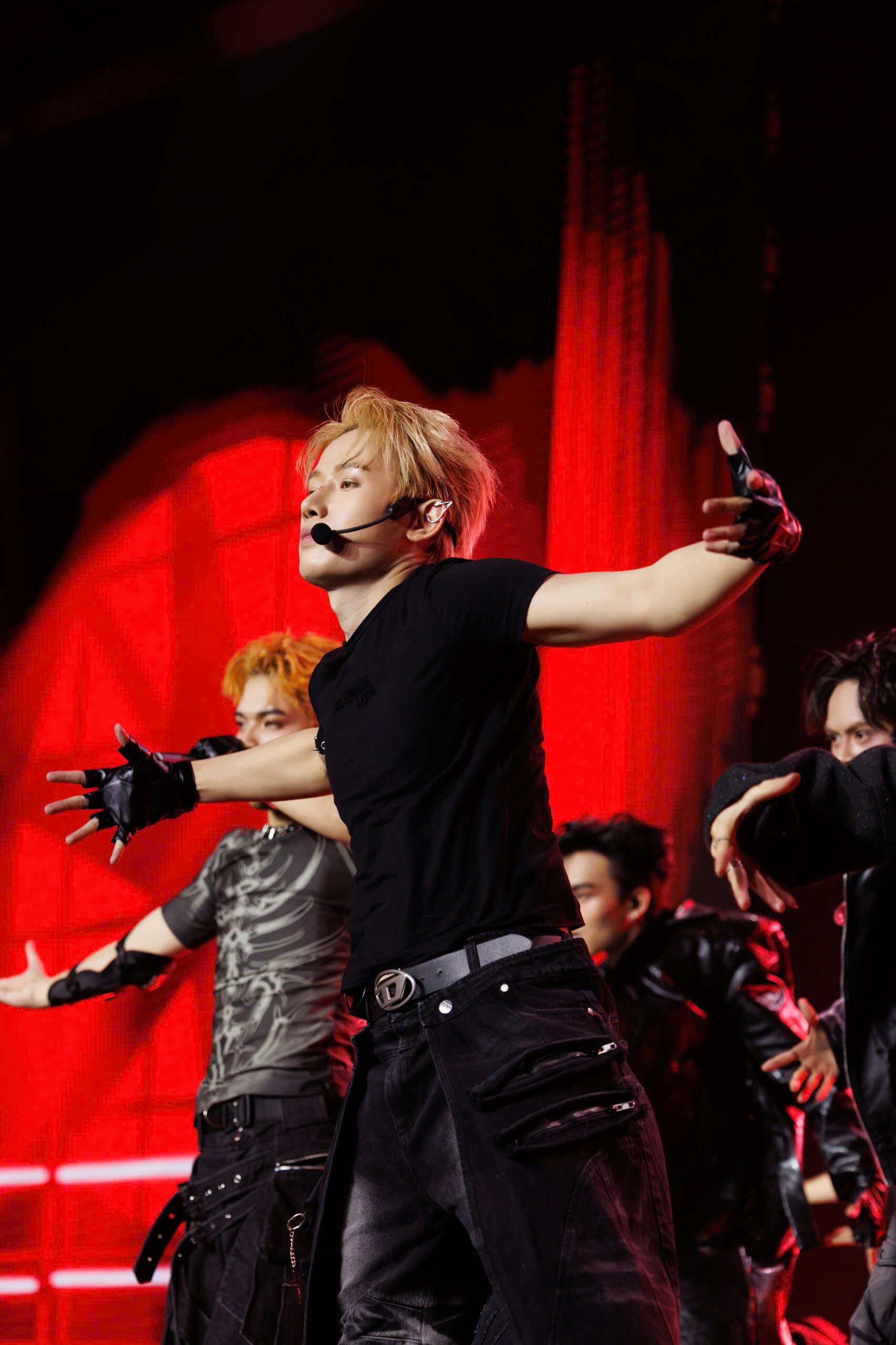 Hồ Đông Quan giữ vững phong độ trong suốt hành trình 100 ngày huấn luyện, thi đấu.