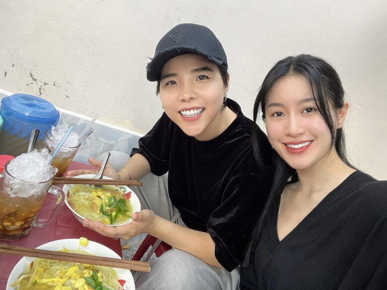 Chuyện tình cảm của Vũ Cát Tường và Thu Trang nhận được sự ủng hộ từ gia đình.