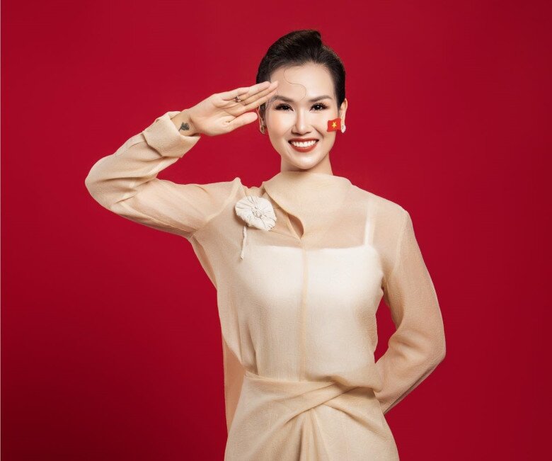 Võ Hạ Trâm liên tục được mời tham gia các buổi concert quốc gia.
