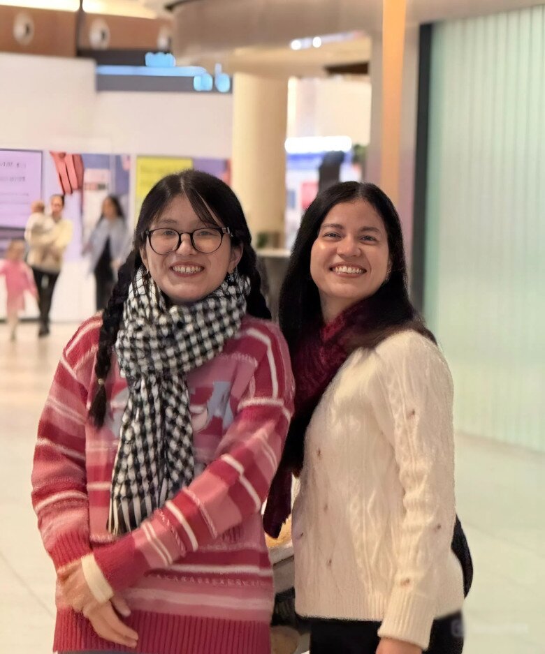 Con gái của Nguyễn Văn Chung đoàn tụ với mẹ ruột.