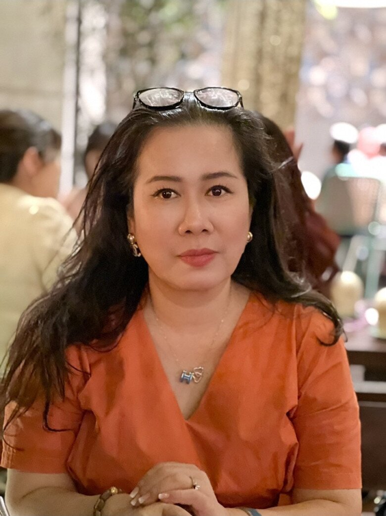 Nhà văn Nguyễn Thị Thu Huệ có nhiều năm công tác với Đài truyền hình Việt Nam.