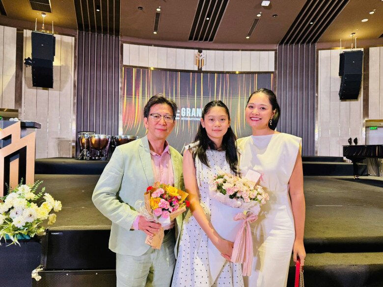 Hương Giang tự hào khi thấy con gái tự tin, ngày càng tiến bộ.