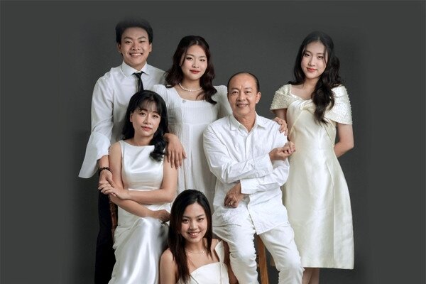 Gia đình Đức Hải có 4 con đủ nếp, đủ tẻ.