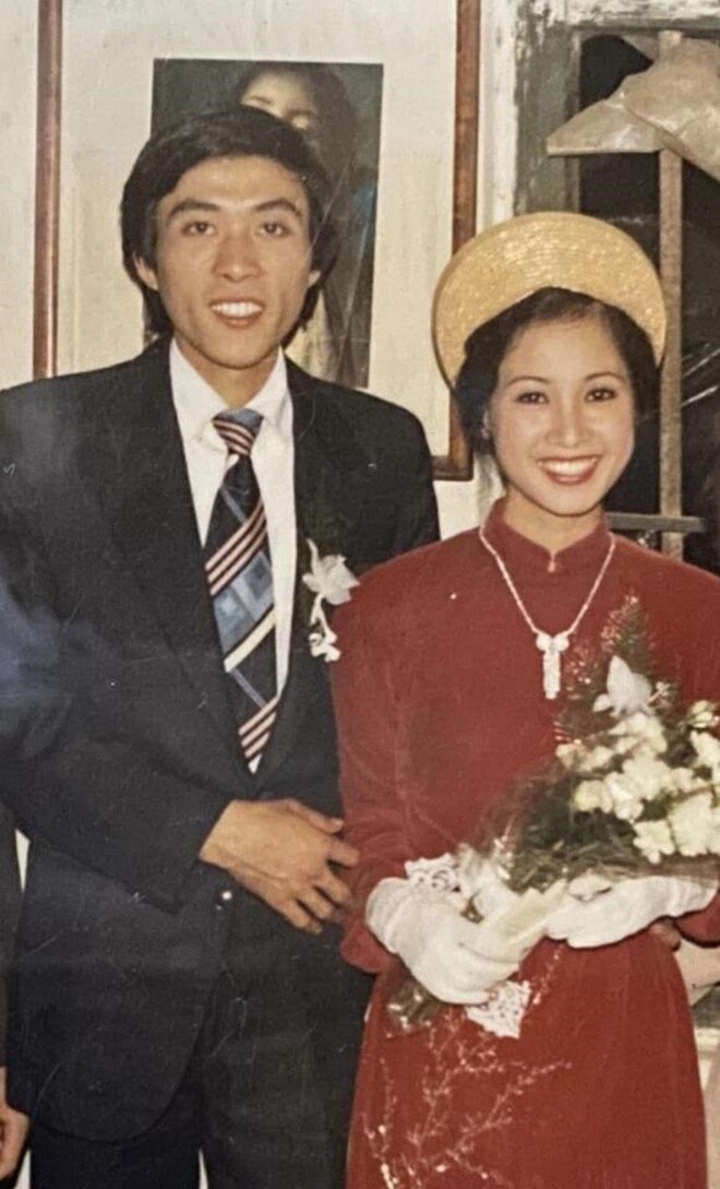 Lan Hương và Đỗ Kỷ là bạn học nhiều năm trước khi kết hôn.
