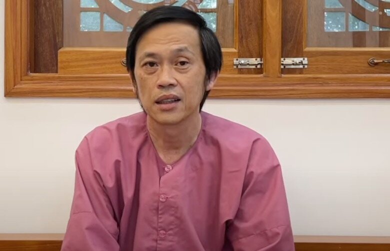 Hoài Linh cho biết bản thân bị bệnh ung thư và đang tích cực điều trị.