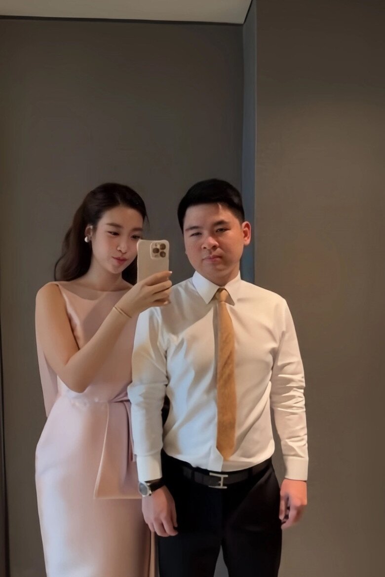 Sao Việt 24h: Con gái Shark Bình nhận mẹ doanh nhân là amp;#34;sư phụamp;#34; vì nể phục tài kinh doanh, nhan sắc amp;#34;trổ nétamp;#34; ở tuổi 12 - 6