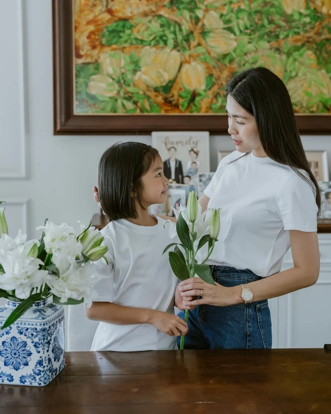 Ái nữ xinh đẹp của Tăng Thanh Hà sinh năm 2017.