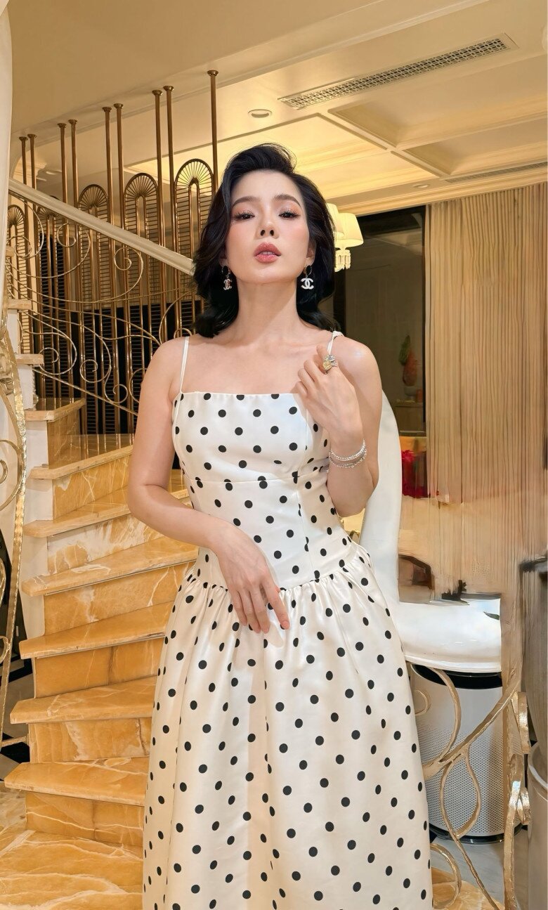 Sao Việt 24h: Hamp;#39;Hen Niê gây tranh luận khi dạy học cho con 1 tuần tuổi, ái nữ phản ứng với sách từ khi chưa chào đời - 14