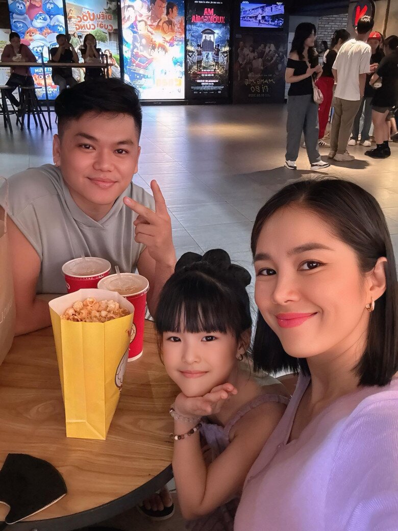 Sao Việt 24h: Hoa hậu 4 con Jennifer Phạm viết tâm thư mùi mẫn, cảm ơn chồng đại gia vì đã amp;#34;chịu đựngamp;#34; mình - 13
