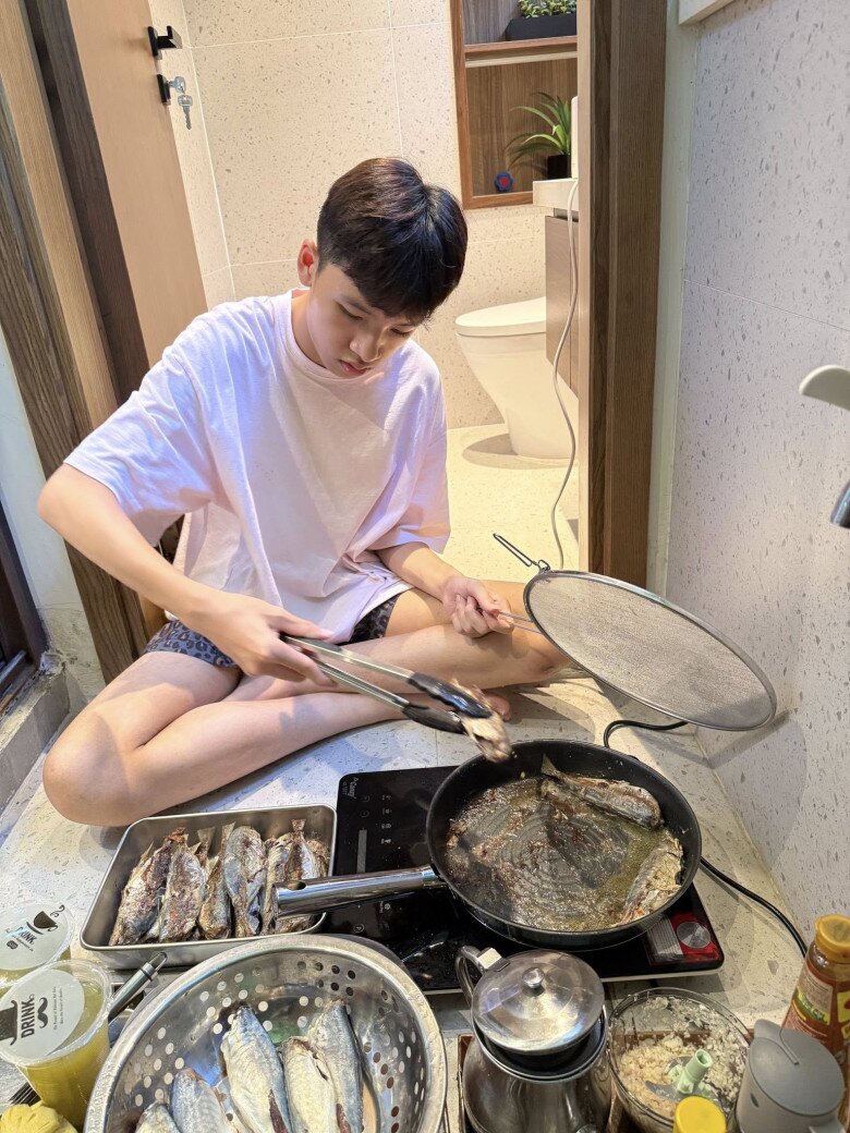 Sao Việt 24h: Hoa hậu 4 con Jennifer Phạm viết tâm thư mùi mẫn, cảm ơn chồng đại gia vì đã amp;#34;chịu đựngamp;#34; mình - 14