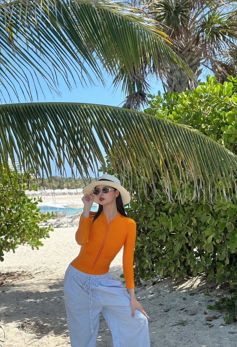 Sao Việt 24h: Nam diễn viên có con đầu lòng ở tuổi 52 với vợ trẻ kém 26 tuổi tươi rói khi lên đồ cùng quý tử - 11