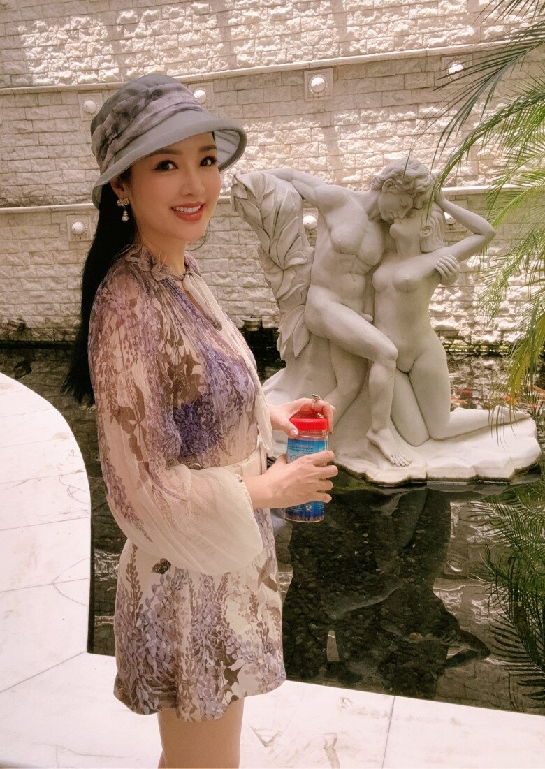 Sao Việt 24h: NSND Thanh Lam khoe cảnh bế bồng amp;#34;tiểu công chúaamp;#34;, Hoa hậu Giáng My phải khen diva đẹp hơn từ ngày amp;#34;lên chứcamp;#34; - 7