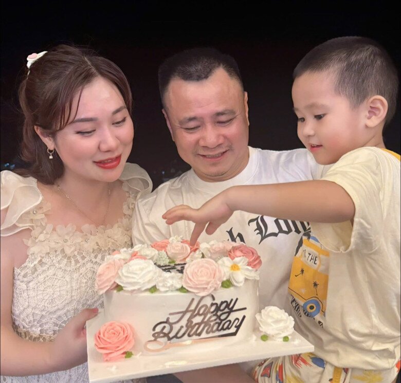Sao Việt 24h: Phạm Hương hiếm hoi chia sẻ về chồng đại gia giấu mặt, tiết lộ nam doanh nhân biết chăm con giúp vợ - 11