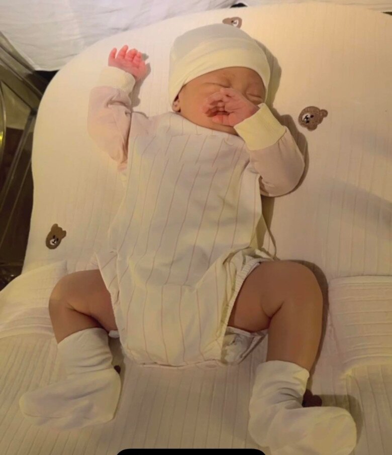 Sao việt 24h vợ cũ đan trường khoe ảnh tình tứ bên chồng cũ khoảnh khắc tay trong tay khiến dân mạng mong sớm tái hợp - 6