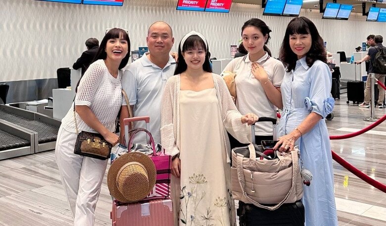 Con gái Thúy Hạnh theo học ngành thời trang theo sở thích.