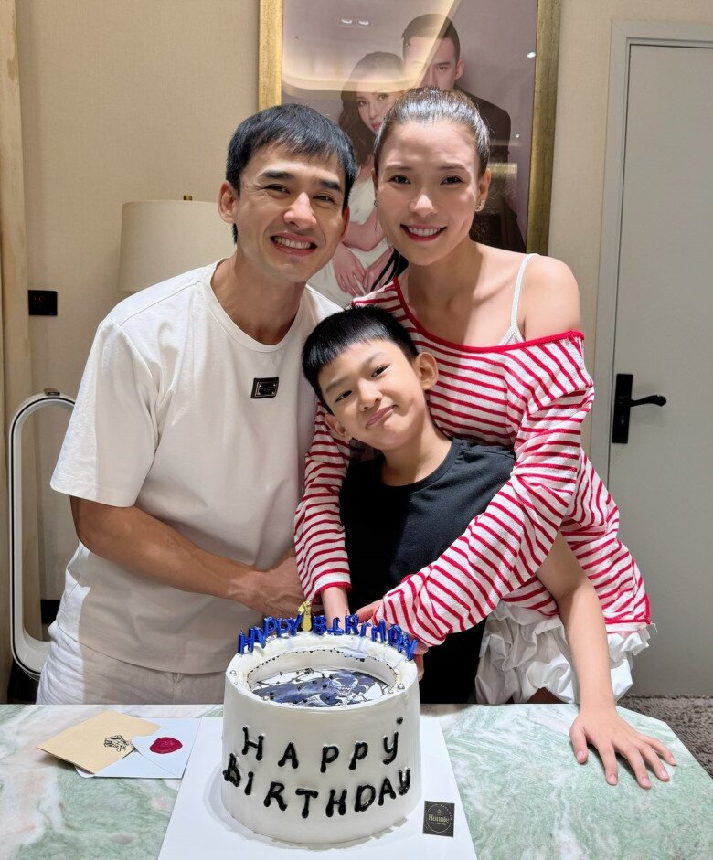 Thúy Diễm khẳng định sau mỗi vai diễn thì cô lại trở về với cuộc sống thật bên chồng con.