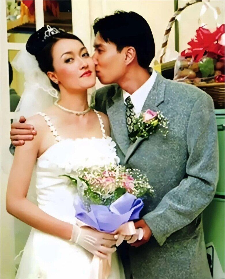 Vân Dung không chia sẻ nhiều hình ảnh của ông xã lên mạng xã hội.