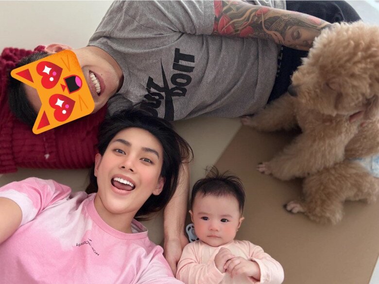 Ông xã Võ Hoàng Yến về Việt Nam để chăm vợ con.