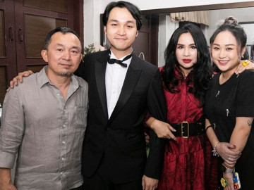 Nhạc sĩ Quốc Trung cười hả hê khi chiến thắng vợ cũ Thanh Lam, cùng nữ diva có khoảnh khắc sum họp bên 2 con ruột