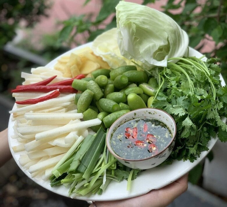 Thứ quả vừa chua vừa chát xưa cho không ai lấy nay ra nước ngoài được săn đón, giá đến 3.5 triệu/cây - 3