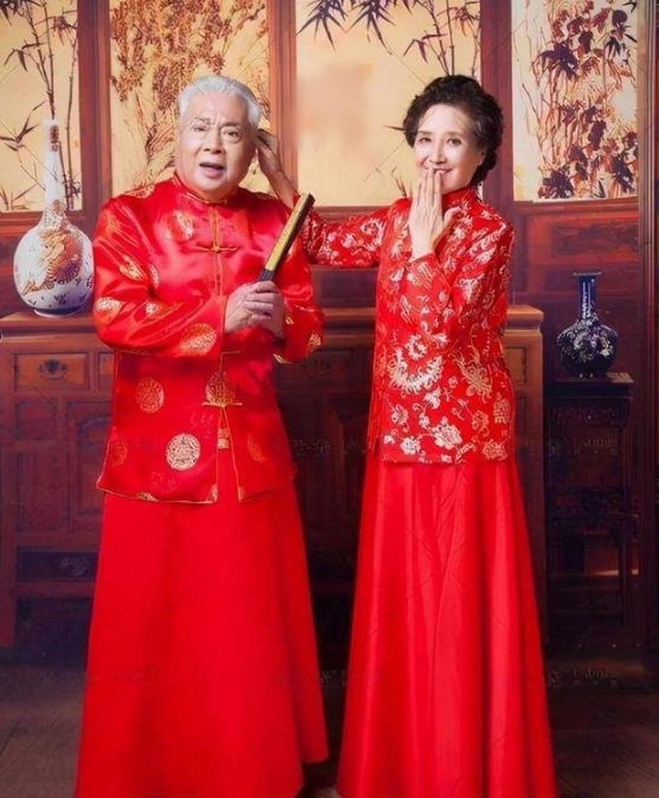 Chu Long Quảng khiến nhiều người ngưỡng mộ khi có cuộc sống gia đình bình dị, viên mãn.