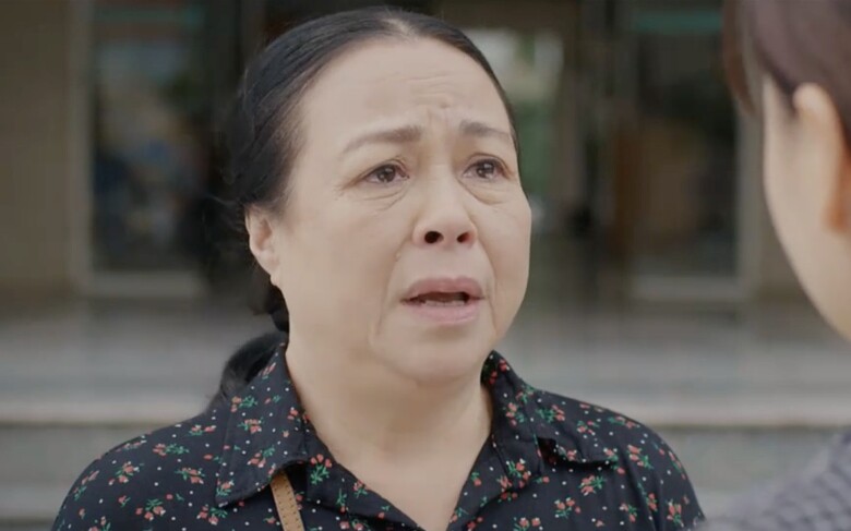 Trước tình cảnh của con gái, bà Nga không cam lòng, đành “xuống nước” tới gặp thông gia để năn nỉ lần cuối.