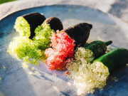 Lifestyle - Thứ quả lạ nhìn như trứng cá đắt đỏ: Suýt nữa bị tuyệt chủng, được giới sành ăn "truy lùng" dù giá 3,6 triệu đồng/kg