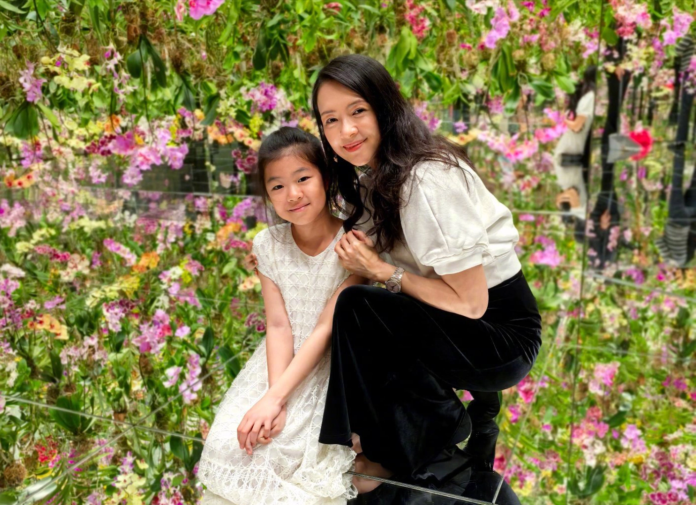 Chương Tử Di vẫn thường xuyên chia sẻ hình ảnh về con.