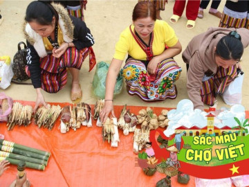Ở Nghệ An có chợ phiên Nga My, khách đến không chỉ mua sắm mà còn được trải nghiệm một điều đặc biệt