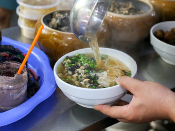 Thăm thú Thủ đô dịp 2/9 thưởng thức món bún đỉnh cao ẩm thực Hà Nội: Truy lùng 8 địa chỉ ngon xuất sắc nhất!