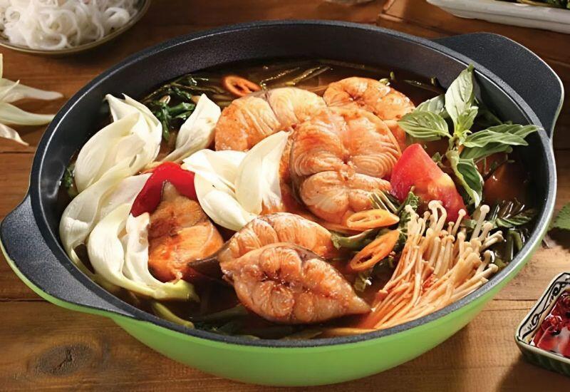 Cách tốt nhất là lựa chọn cá chình từ nguồn nuôi trồng có kiểm định, tránh mua cá chình tự nhiên ở những vùng nước không rõ ràng. Cần nấu chín kỹ để loại bỏ ký sinh trùng và giảm thiểu nguy cơ nhiễm khuẩn. 
