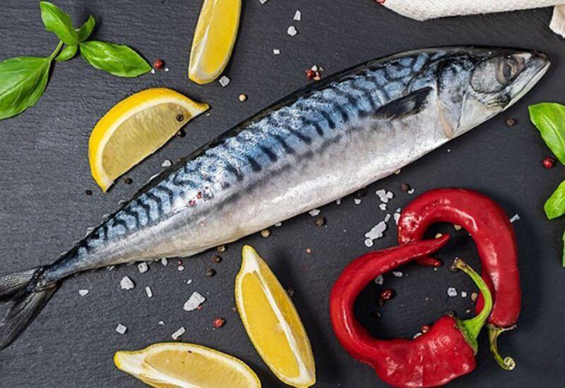 Tuy nhiên, không phải tất cả các loại cá thu đều độc hại. Cá thu ở Đại Tây Dương có hàm lượng thủy ngân thấp hơn, an toàn hơn để tiêu thụ. Người trưởng thành có thể ăn cá thu Đại Tây Dương 1-2 lần mỗi tuần, vừa bổ sung omega-3, vừa không lo thủy ngân.
