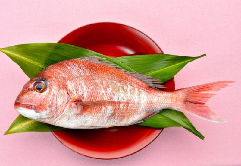 Nếu thực sự yêu thích loại cá này, bạn chỉ nên ăn với tần suất rất hiếm, mỗi lần khoảng 80-100g và tuyệt đối không nên biến nó thành thực phẩm thường xuyên trong bữa ăn gia đình.

