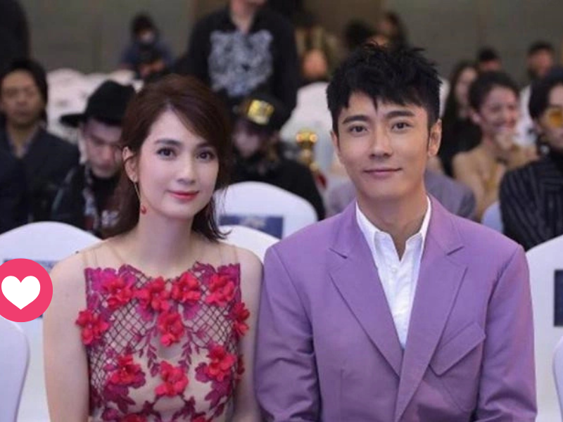 Cặp đôi chênh lệch 10 tuổi thường xuyên sánh đôi ở các sự kiện, khiến dân tình trầm trồ bởi ngoại hình tương xứng. Đặc biệt, tốc độ về dáng của "mẹ 2 con" khiến nhiều chị em nườm nượp xin bí kíp.