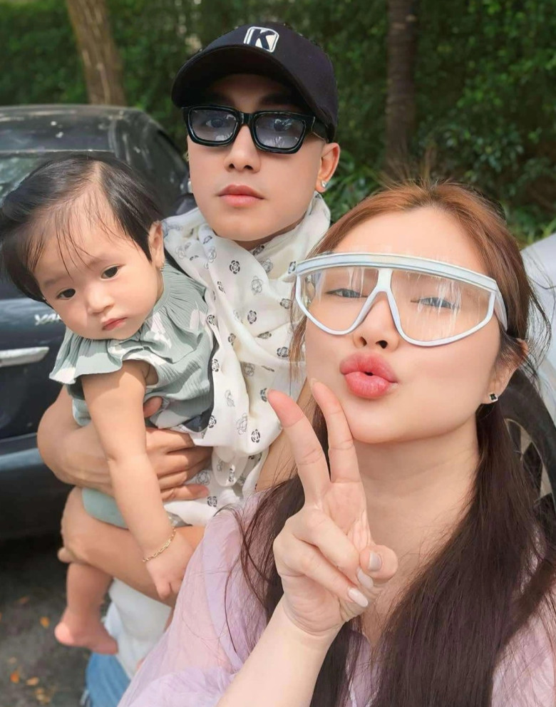 Cặp đôi đang thực hiện IVF tìm con thứ hai khi bé gái đầu lòng lên 1 tuổi.