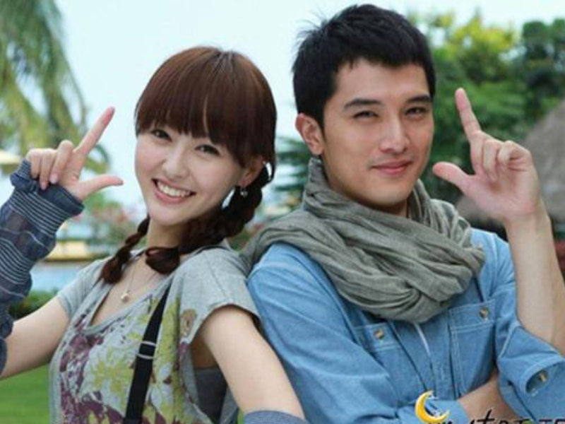 Hồi trẻ, Đường Yên từng có khoảng 2 năm hẹn hò nam diễn viên Khưu Trạch - nổi tiếng trăng hoa, gia trưởng. Cả hai bên nhau trong bóng tối, cho đến khi đã đường ai nấy đi, trợ lý nữ diễn viên mới lên tiếng về mối quan hệ.