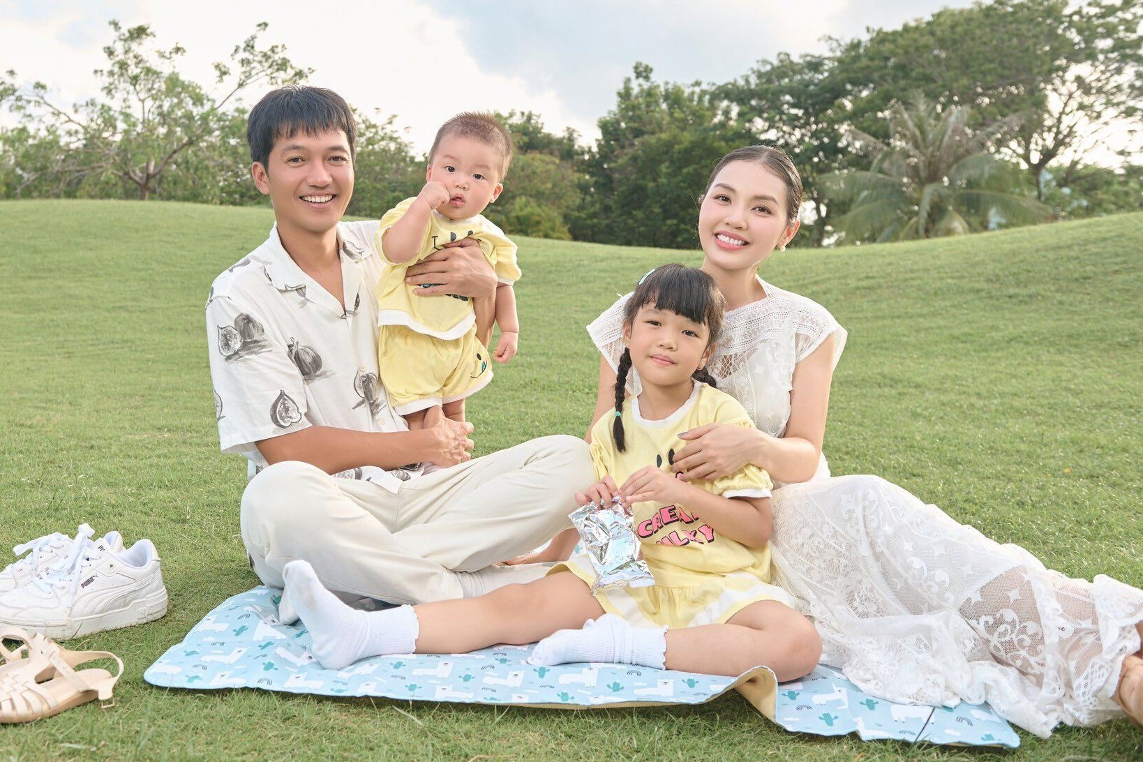 Tổ ấm nhỏ viên mãn của ông hoàng phim kinh dị Quang Tuấn.