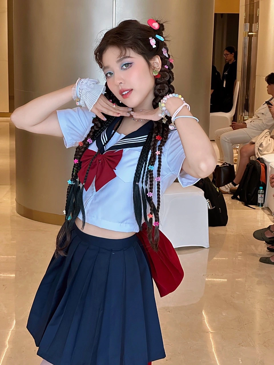 Trước khi đến với Em xinh say hi, Lamoon từng lọt top 6 Vietnam Idol.