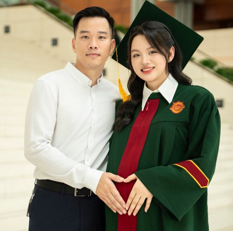 Bên cạnh đó, cô còn sở hữu học vấn đáng nể.