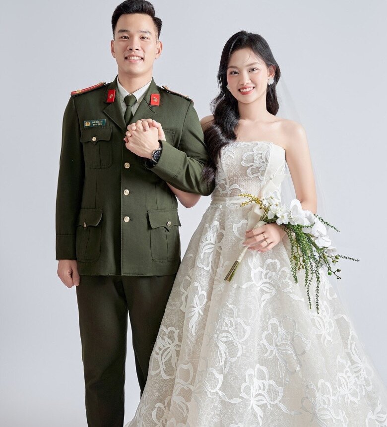 Hoa khôi Hưng Yên khoe bụng bầu vượt mặt bên chồng thiếu gia, nhan sắc lên hương vượt bậc sau khi làm dâu hào môn - 5